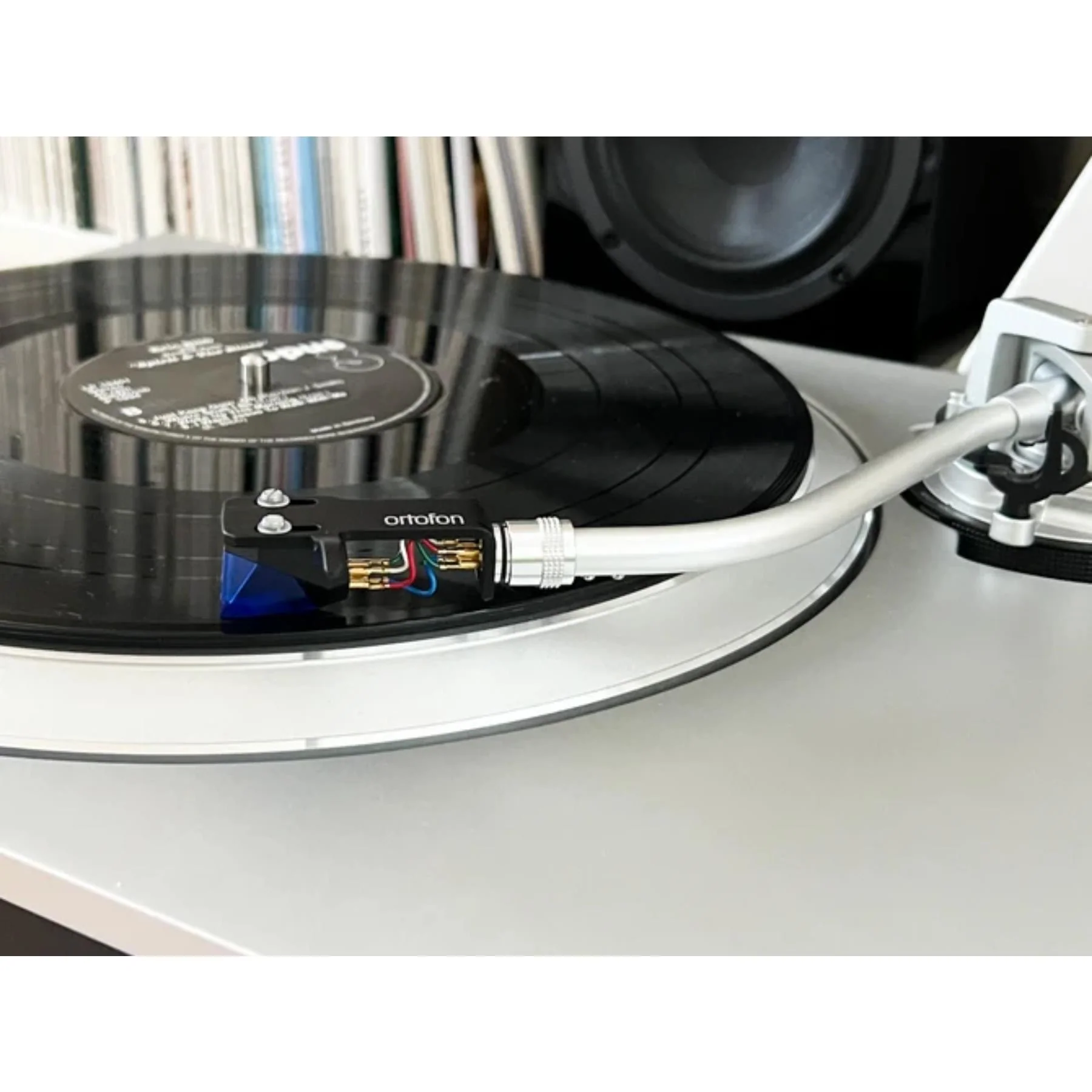 Ortofon 2M Blue Moving Magnet Cartridge - Image 5
