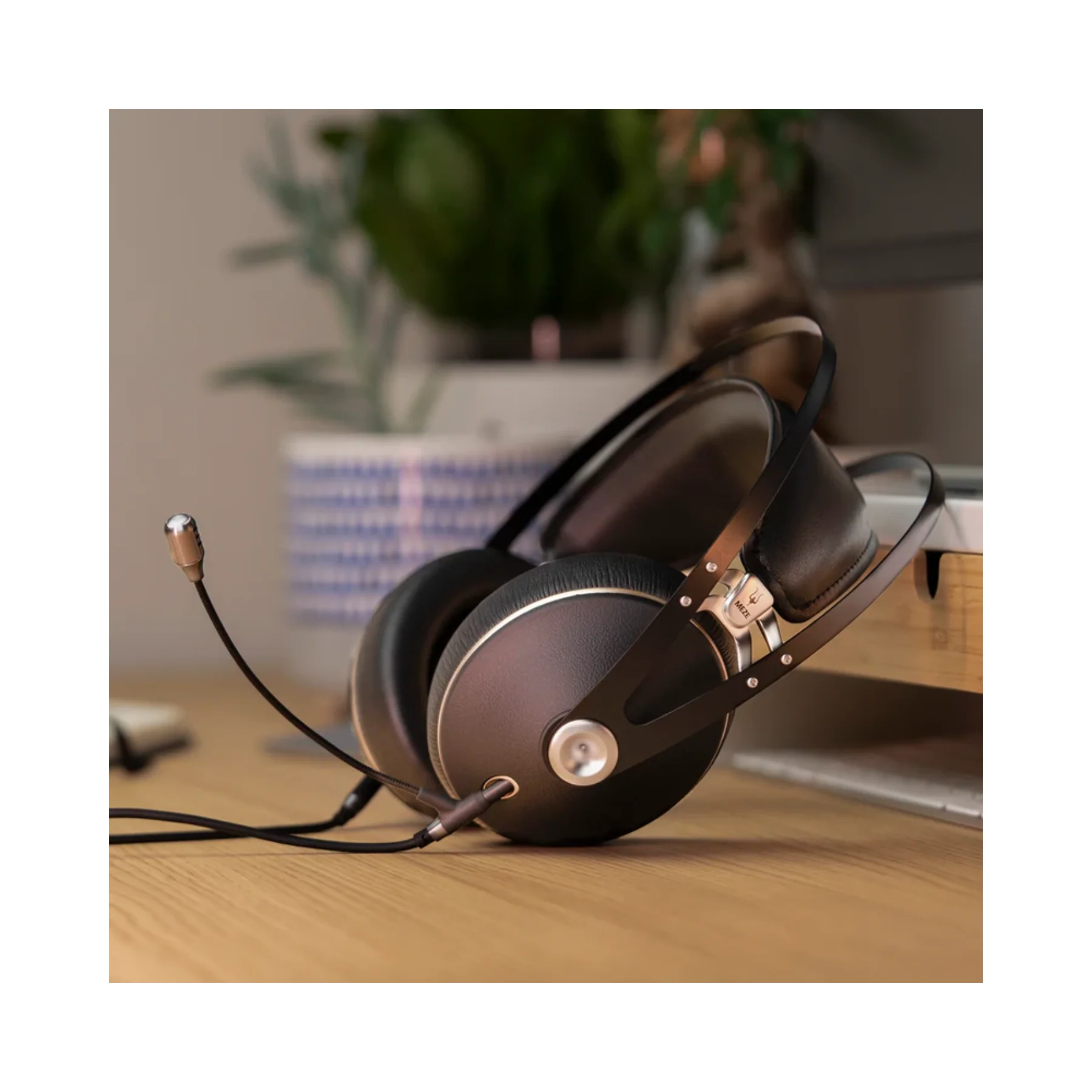 Meze Audio 99 Neo Headphones With Boom Mic - Image 4