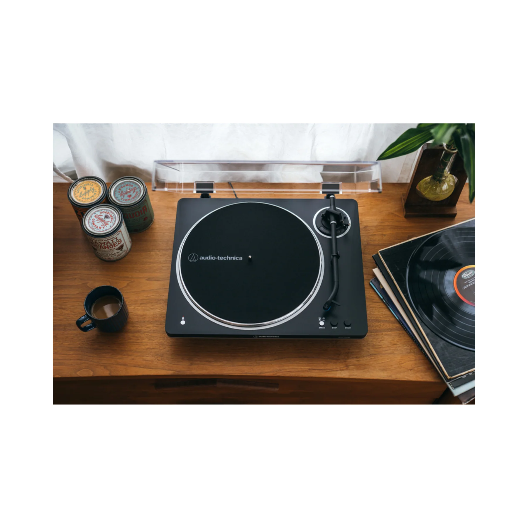 Audio Technica AT-LP70XBT Fully Automatic Bluetooth Belt Turntable - Image 8