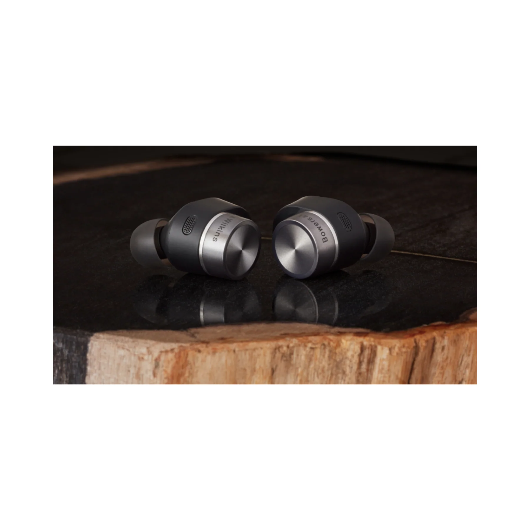 Bowers & Wilkins Pi7 S2 In-Ear True Wireless Earbuds - Clearance / Open Box - Image 5