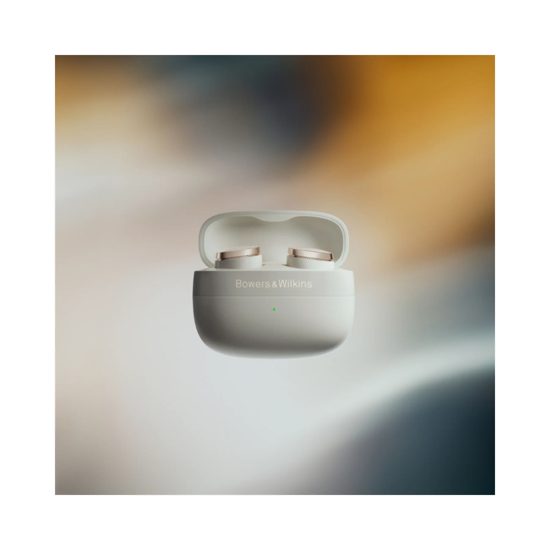 Bowers & Wilkins Pi8 Reference In-Ear True Wireless Earbuds - Clearance / Open Box - Image 5