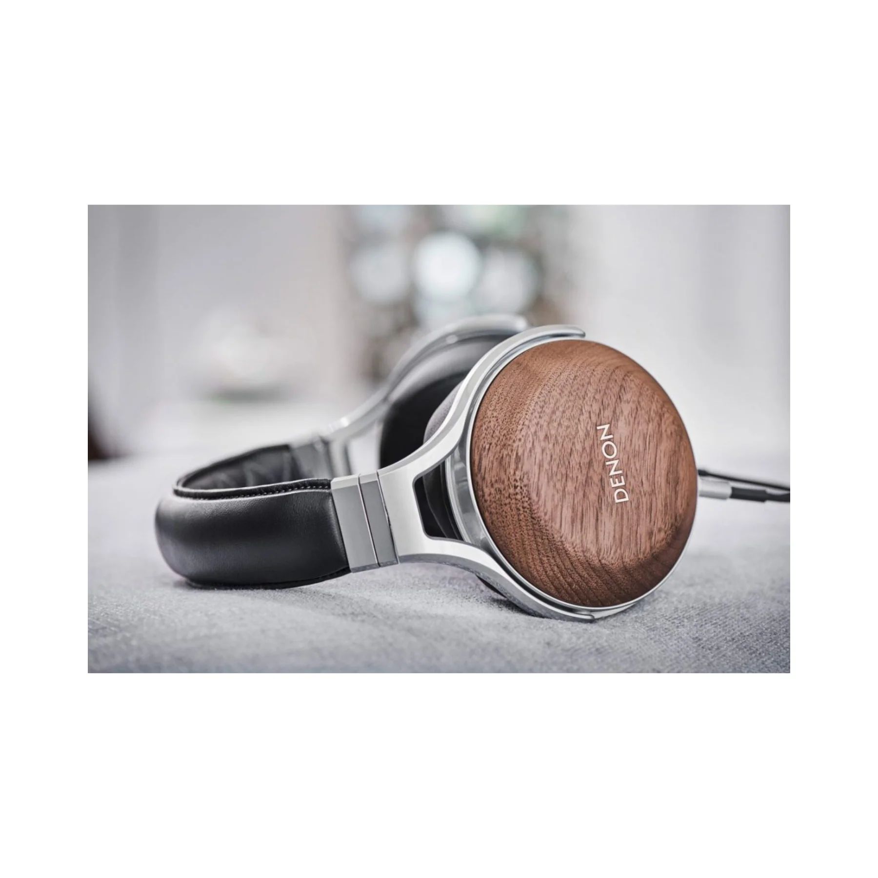 Denon AH-D7200 Reference Over-Ear Headphones - Clearance / Open Box - Image 3