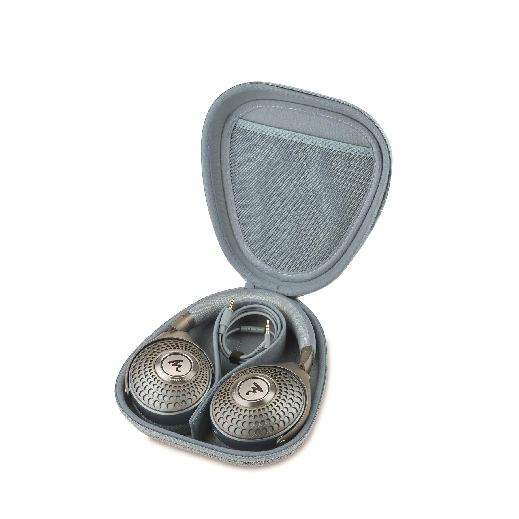 Focal Azurys Closed-Back Headphones - Clearance / Open Box - Image 3