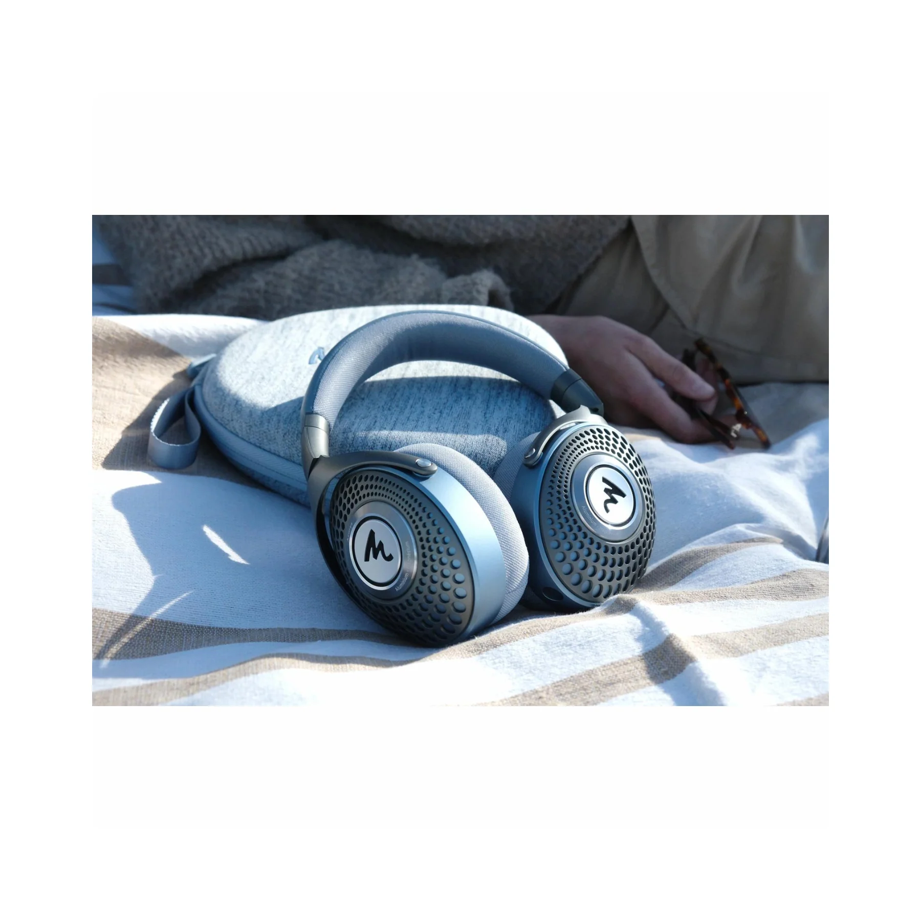 Focal Azurys Closed-Back Headphones - Clearance / Open Box - Image 8