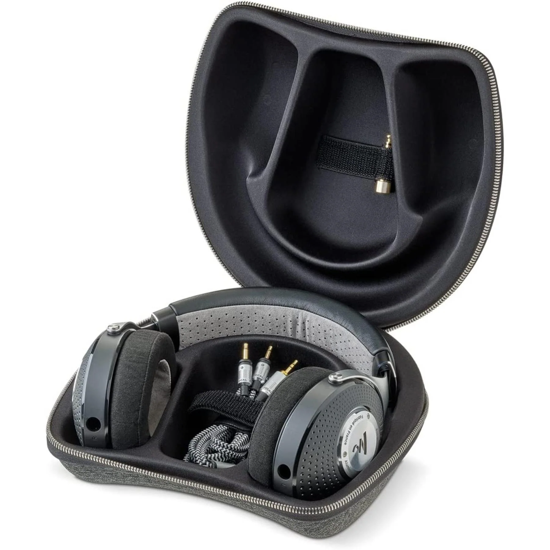 Focal Elegia Audiophile Circum-Aural Closed-Back Over-Ear Headphones (Black/Silver) - Image 3
