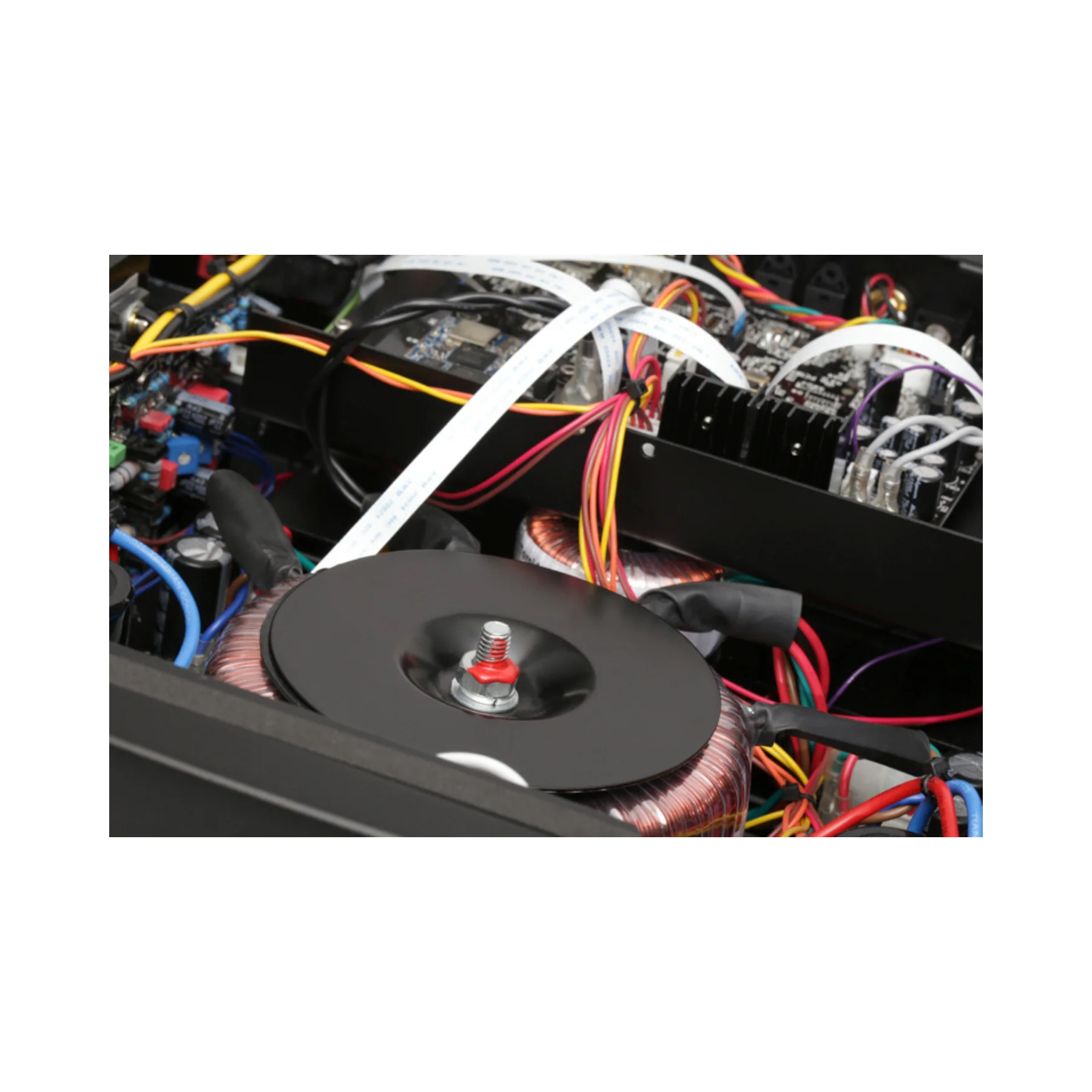 Hegel B-Stock H600 Integrated Amplifier-Black - Image 4