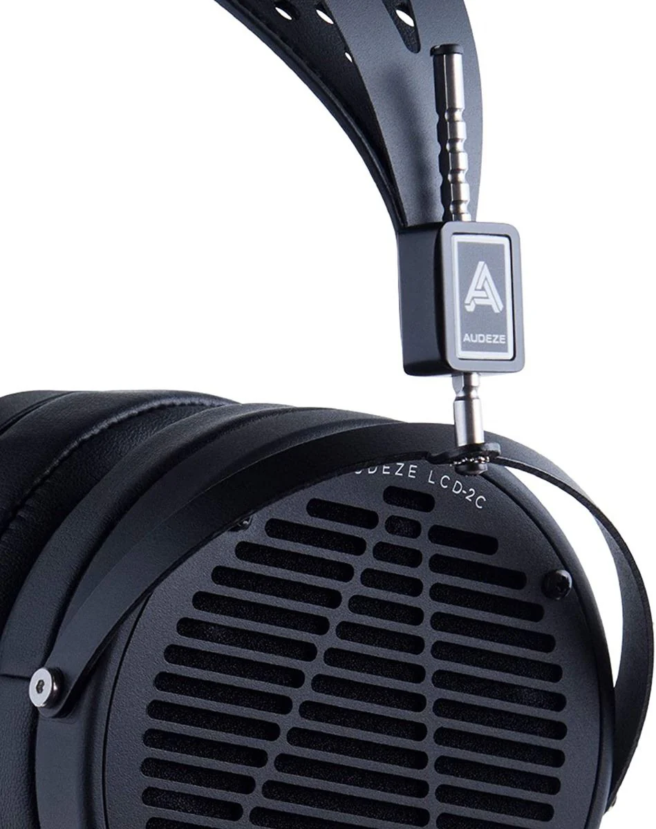 iFi GO blu - Hi-Res Portable Bluetooth DAC with Audeze LCD-2 Classic Headphones Bundle - Image 4