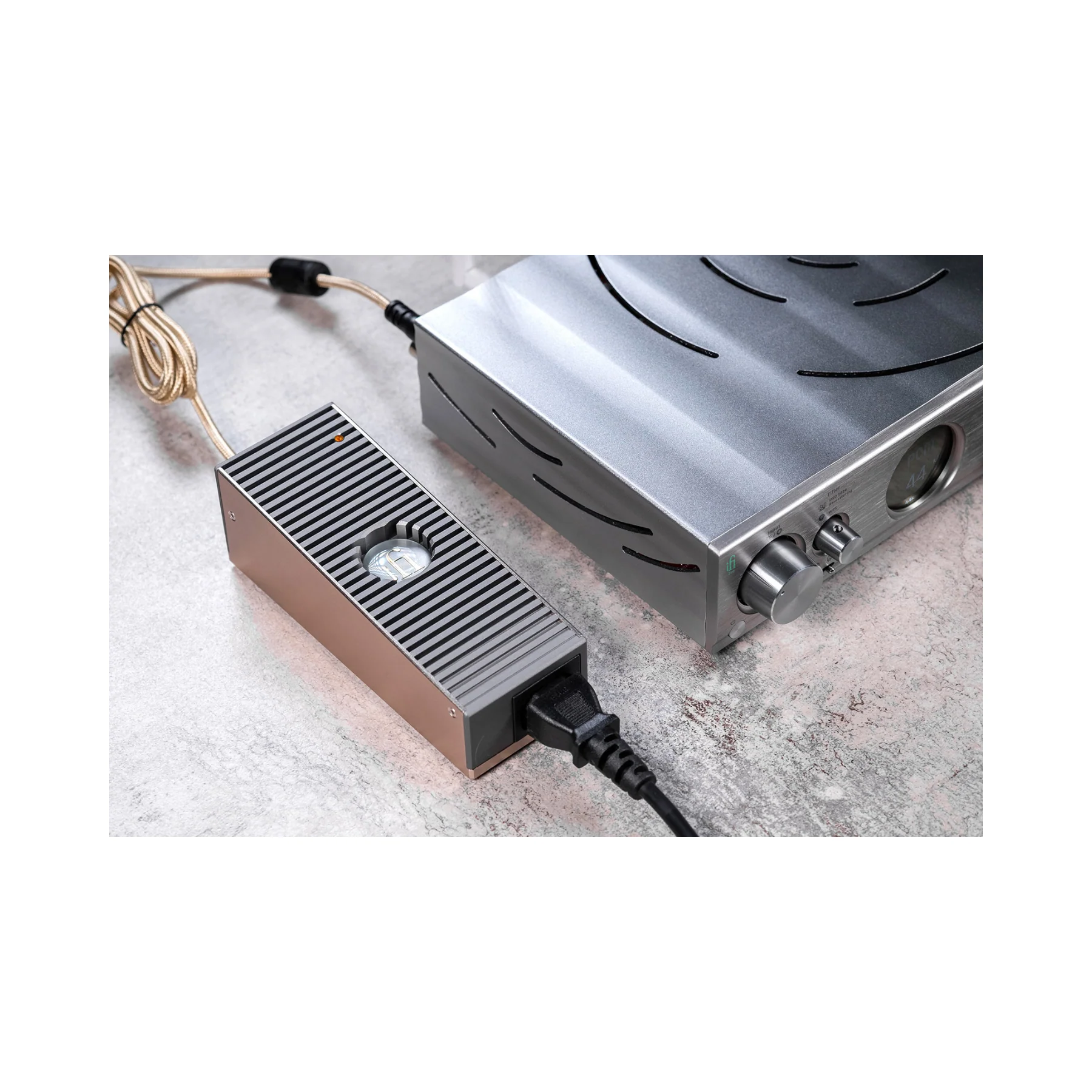 iFi Audio iPower Elite Low Noise Power Supply - Clearance / Open Box - Image 6
