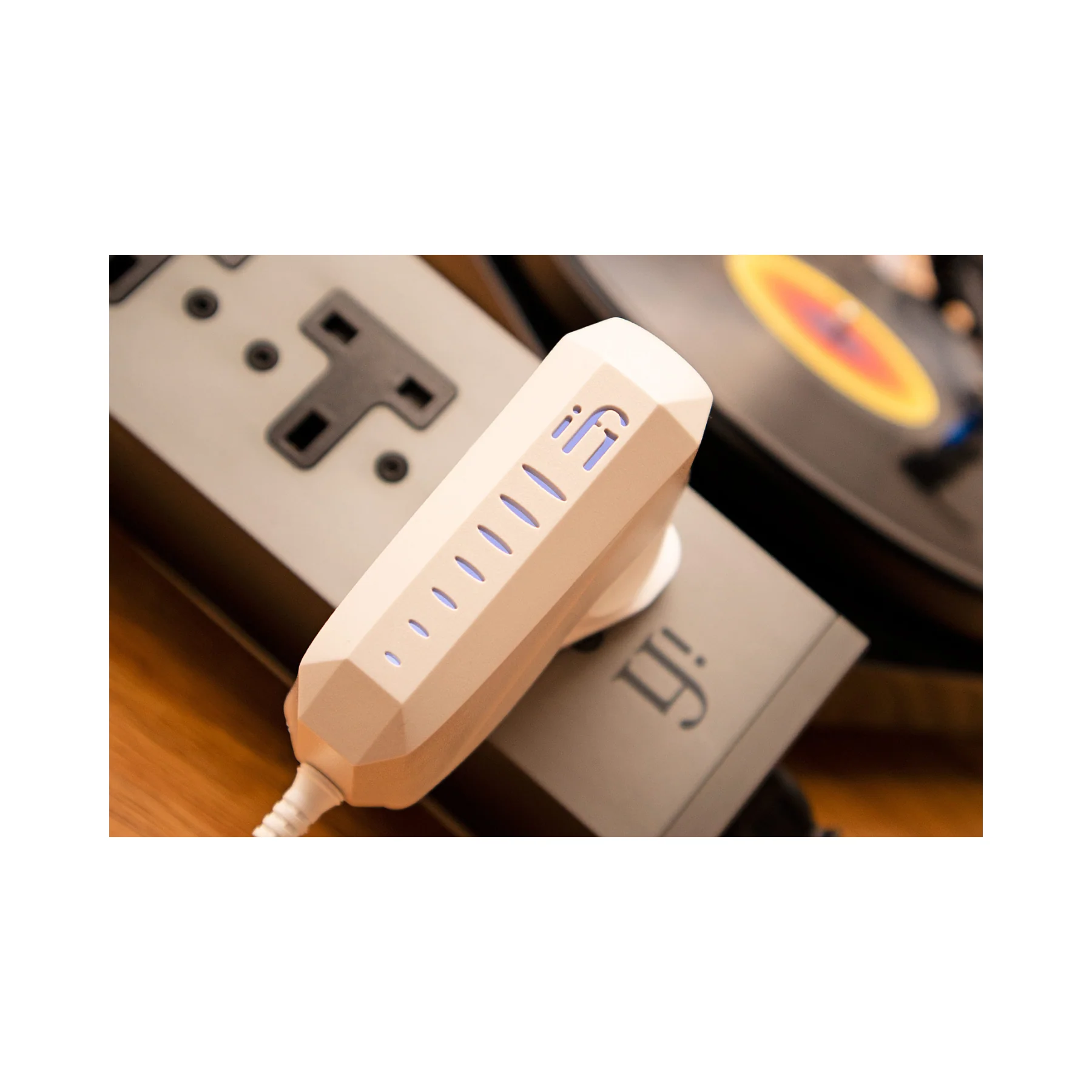 iFi Audio iPower X Power Supply - Clearance / Open Box - Image 4