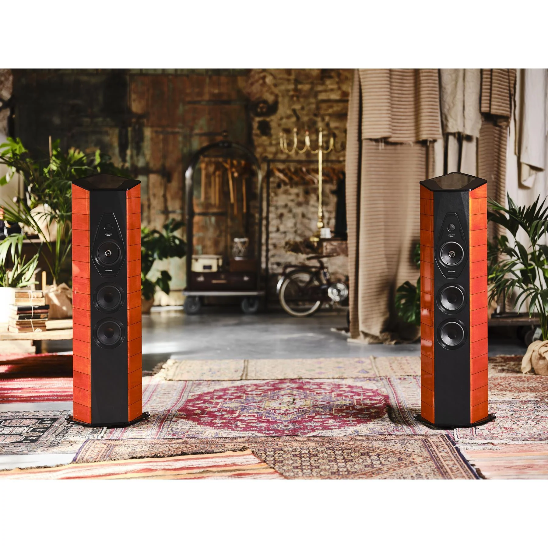 Sonus faber Il Cremonese Ex3me Floorstanding Speakers - Image 2
