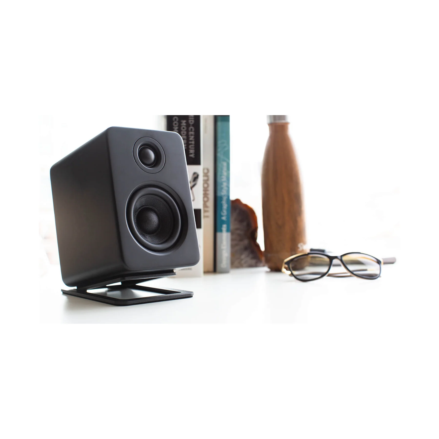 Kanto YU2 Powered Desktop Speakers for Gaming and Home Office with Built-In DAC - Clearance / Open Box - Image 11