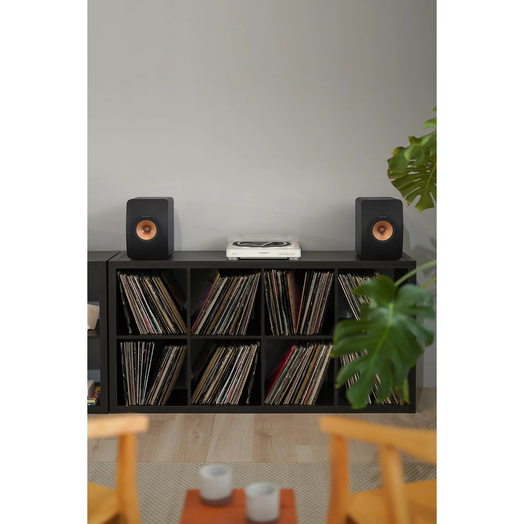 KEF LS50 Wireless II HiFi Powered Speakers - Image 9