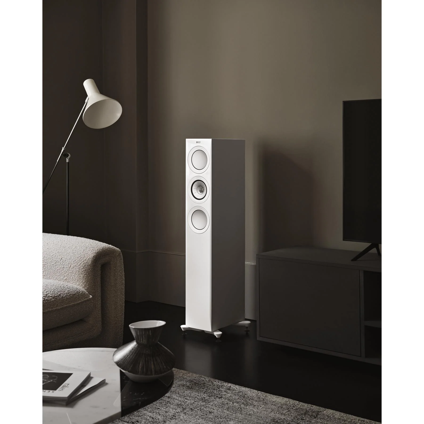KEF R5 Meta Floorstanding Speakers - Image 5