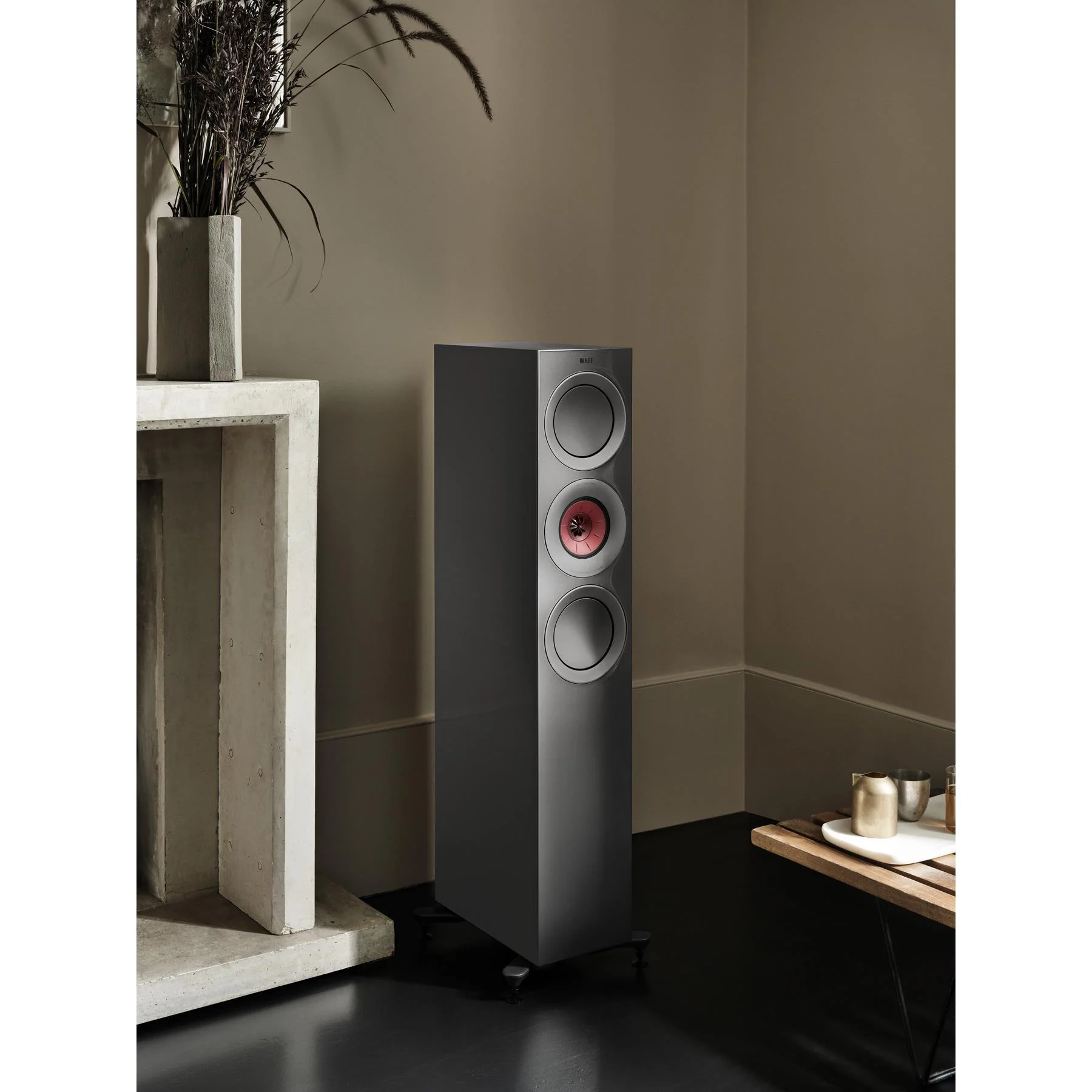 KEF R7 Meta Floorstanding Speakers - Image 8