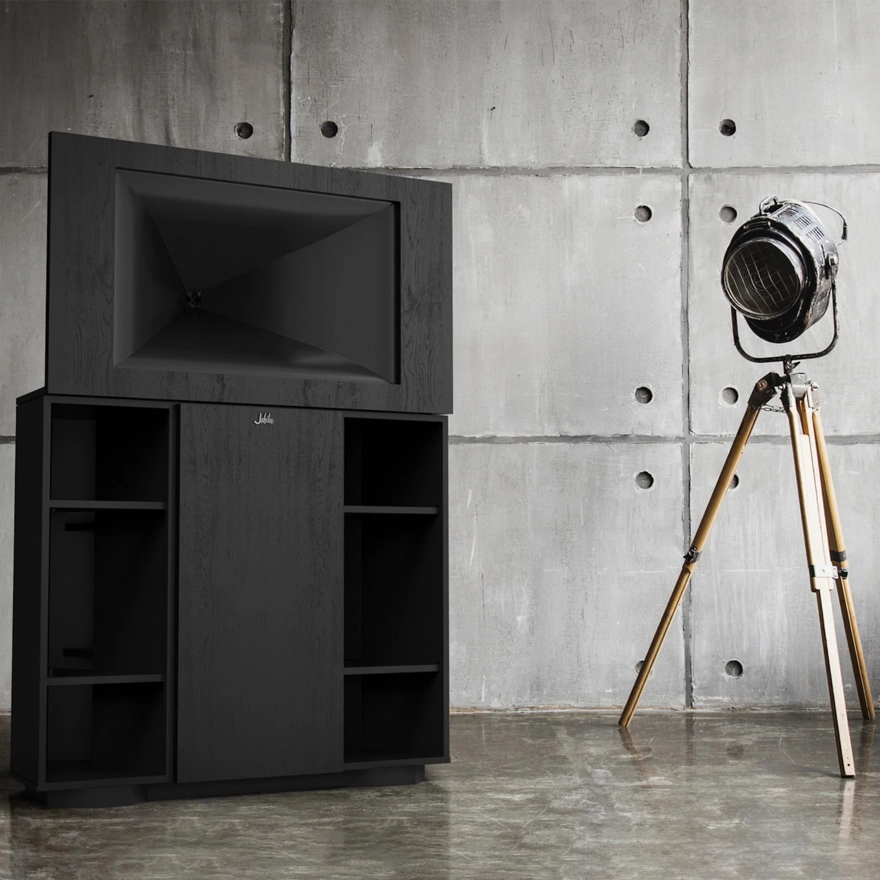Klipsch Jubilee Flagship Heritage Floorstanding Loudspeaker - Image 16