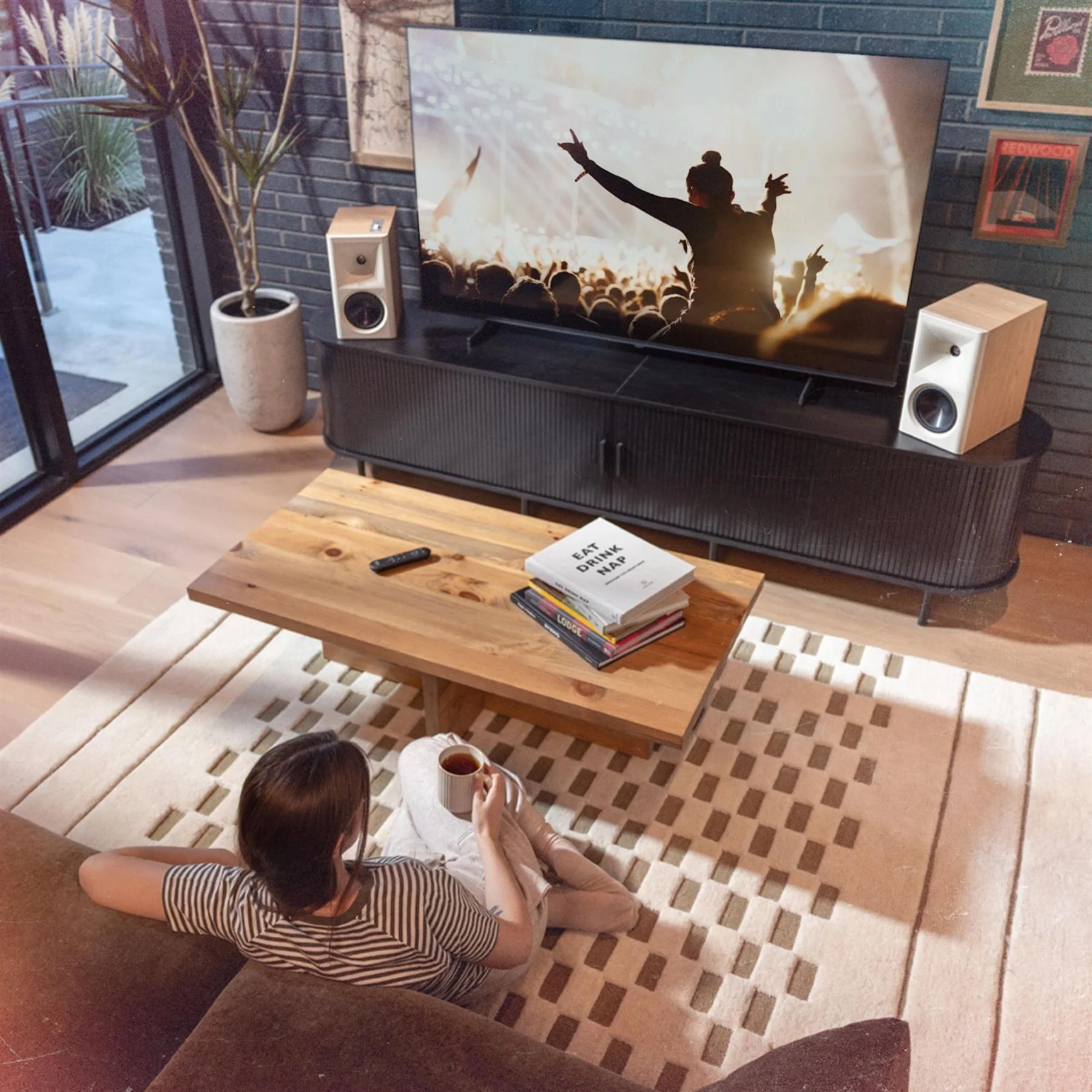 Klipsch The Fives II Dolby Atmos Powered Speakers - Image 4