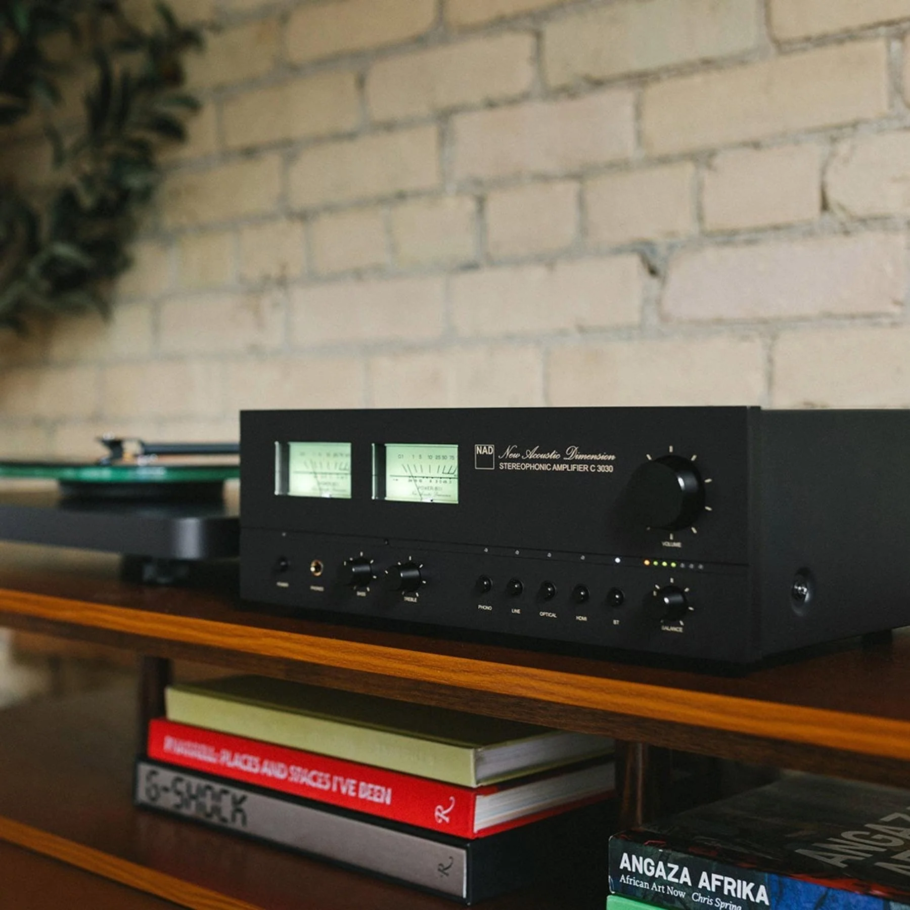 NAD C 3030 / C 3030S Integrated Amplifier - Image 5