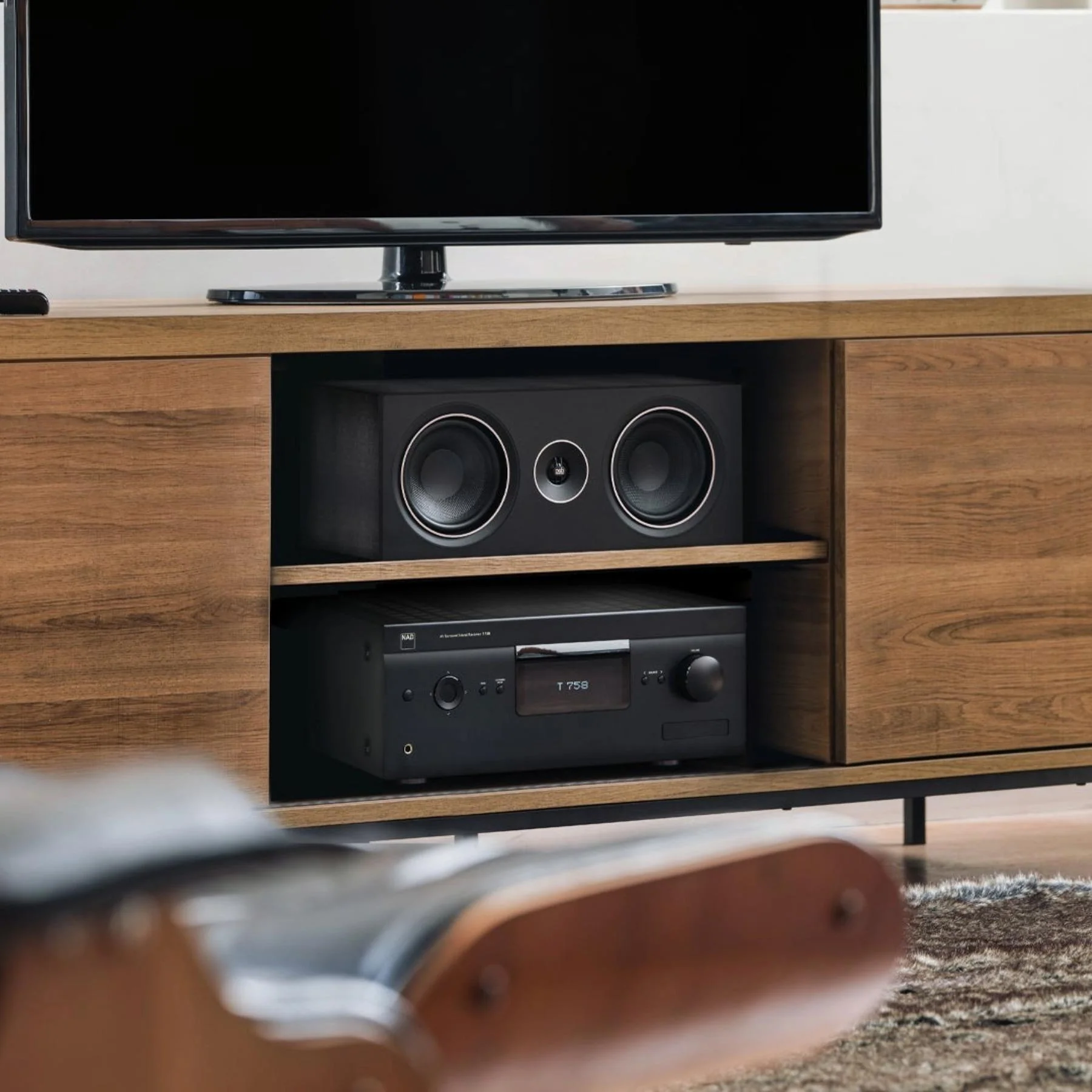 NAD T 758 V3i Home Theater Receiver - Image 4