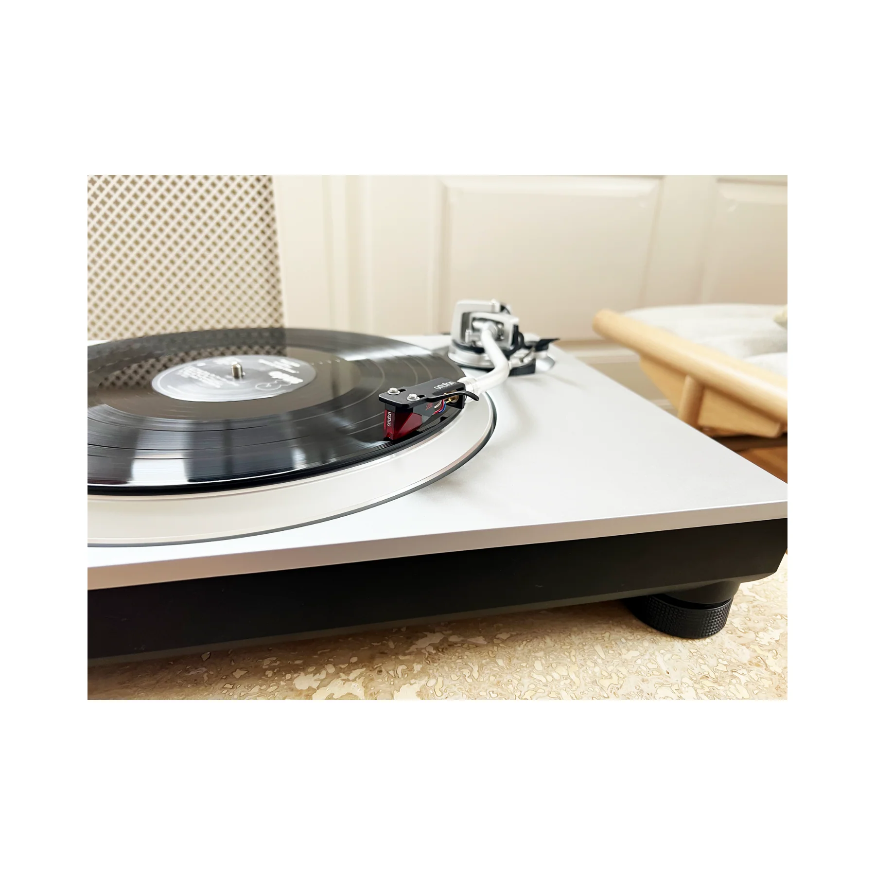 Ortofon 2M Red Verso Moving Magnet Cartridge for Bottom Mount Headshells - Clearance / Open Box - Image 4