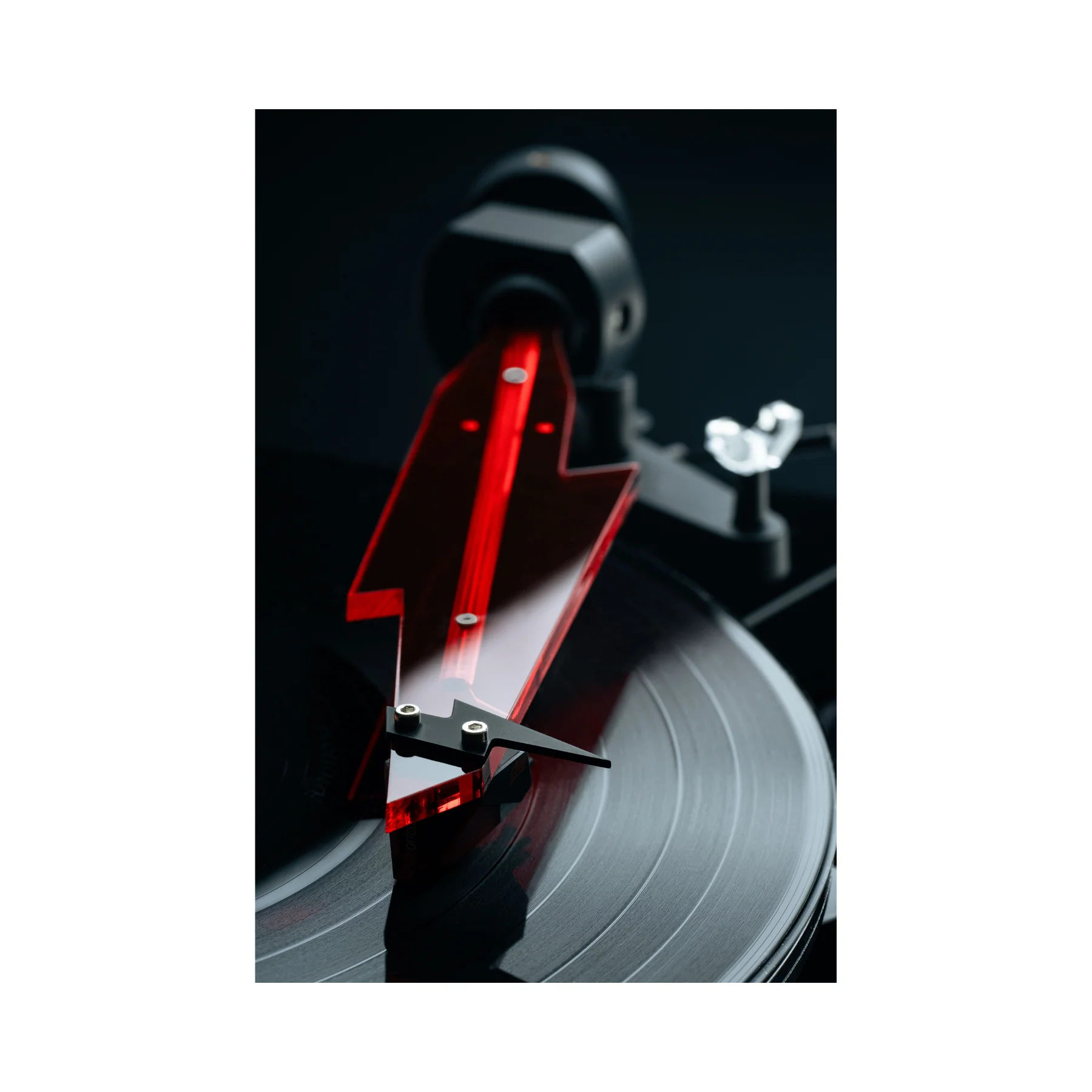 Pro-Ject AC/DC Artist Series Turntable - Image 2