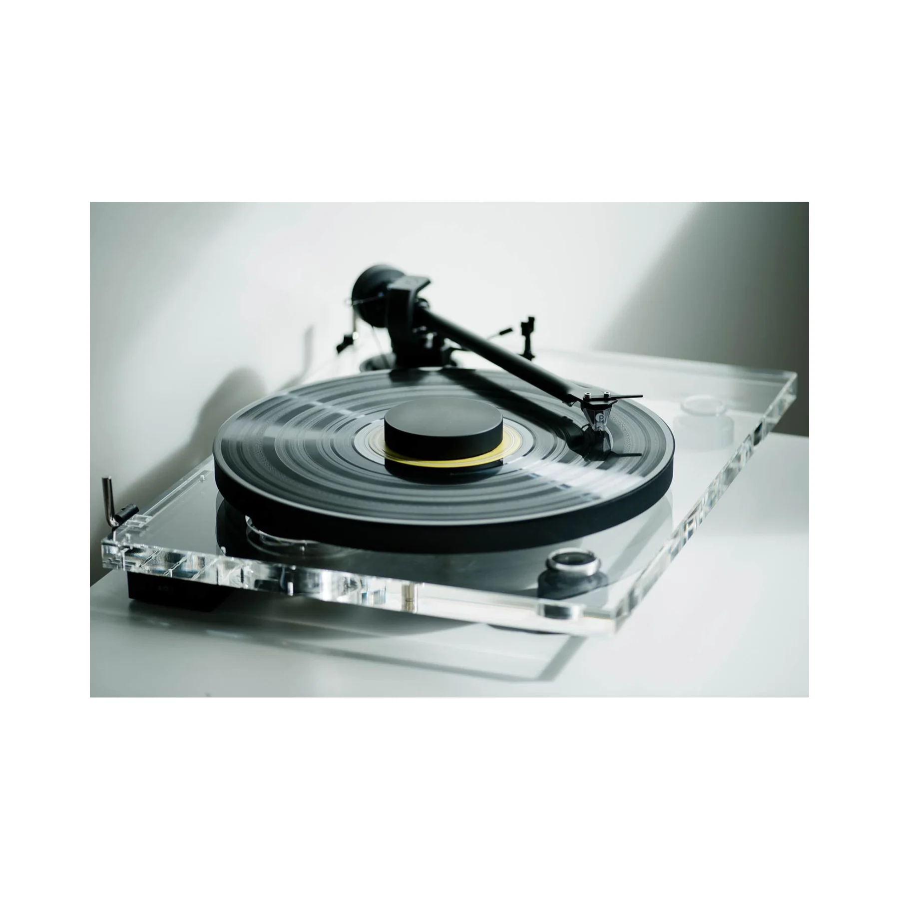 Pro-Ject XA B Turntable - Clear - Image 2