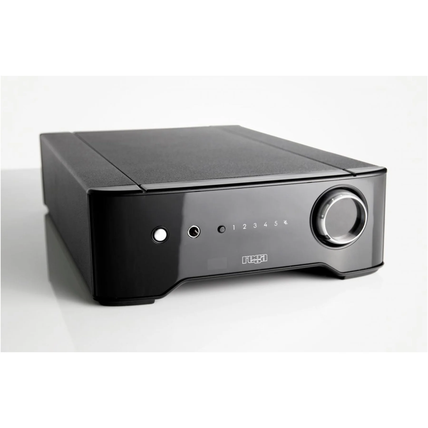 Rega Brio Integrated Amplifier Clearance / Open Box - Image 6