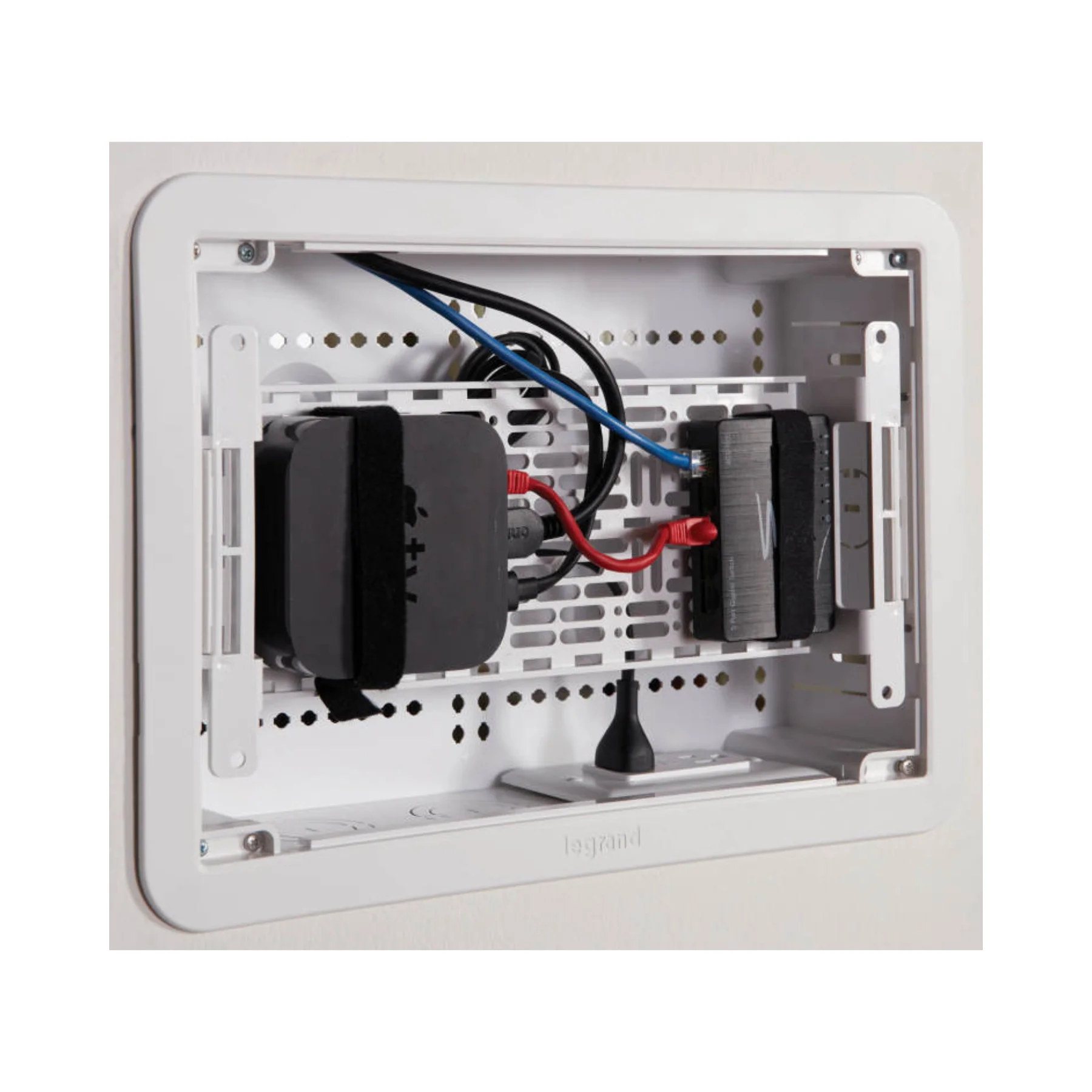 Sanus SA-IWB9-W1 TV Media In Wall Box - Image 3