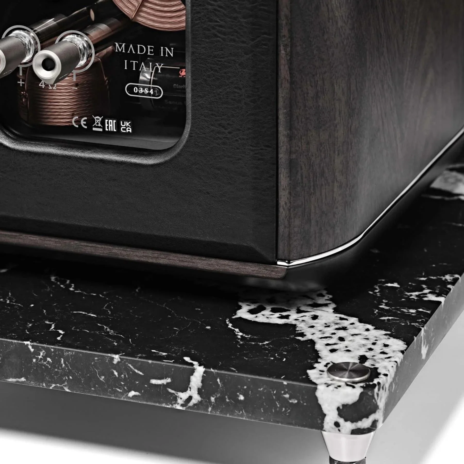 Sonus faber Maxima Amator Floorstanding Speakers