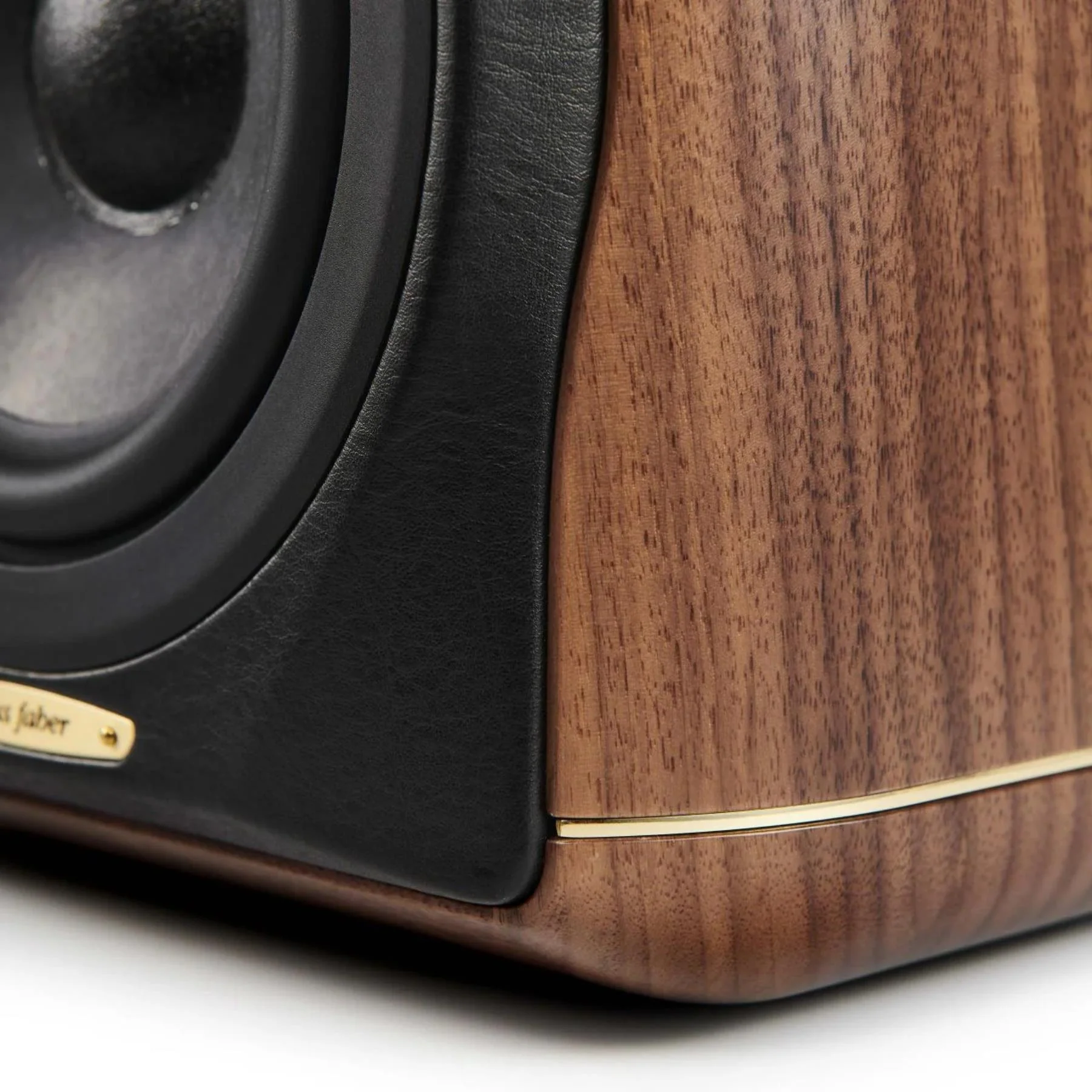 Sonus faber Minima Amator II Bookshelf Speakers - Image 3