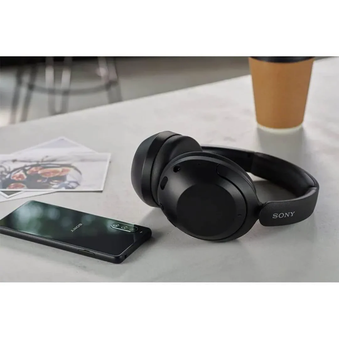 Sony WH-XB910N - Wireless Over-ear Noise Canceling EXTRA BASS™ Headphones with Microphone - Image 4
