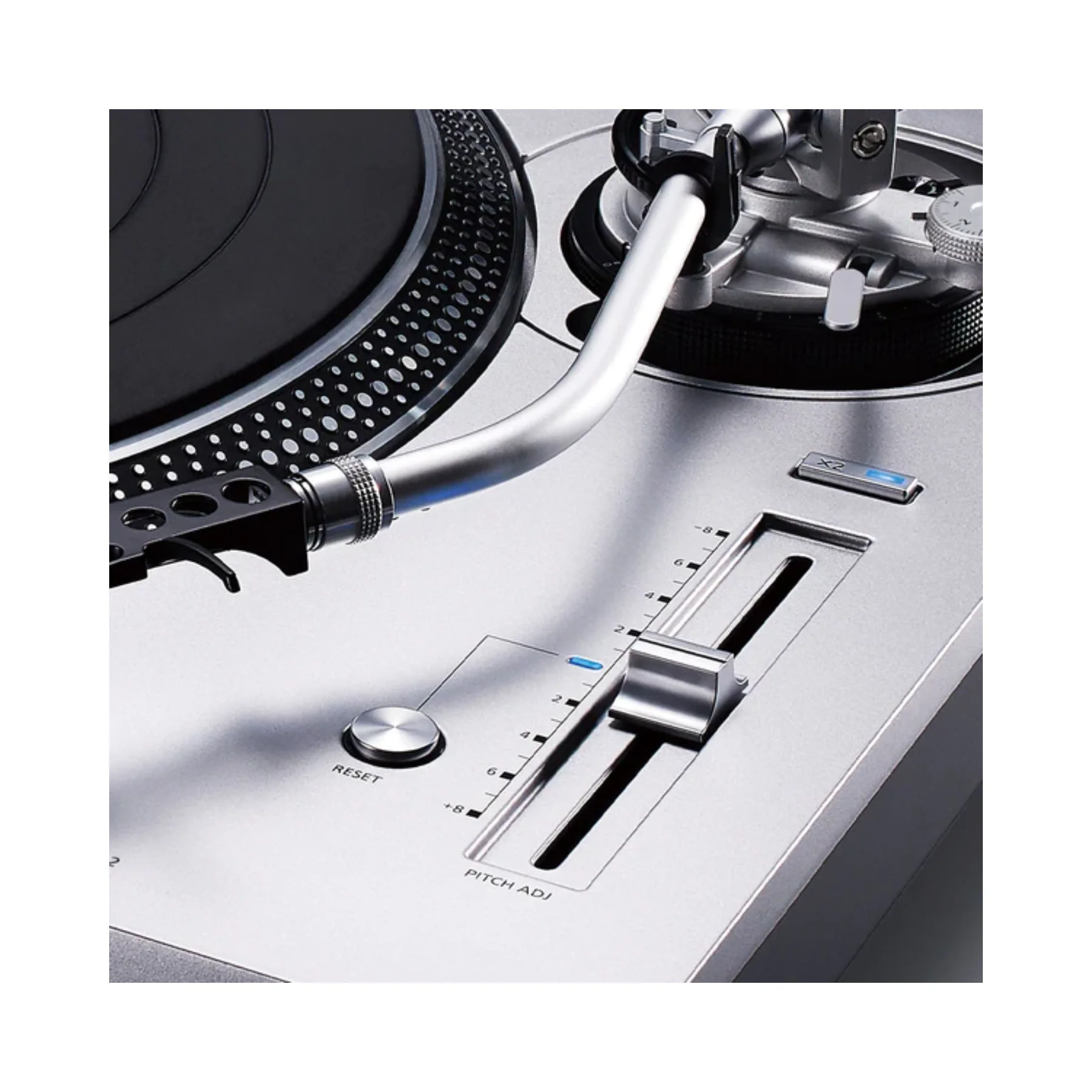 Technics SL-1200GR2 Direct Drive Turntable System II - Image 4