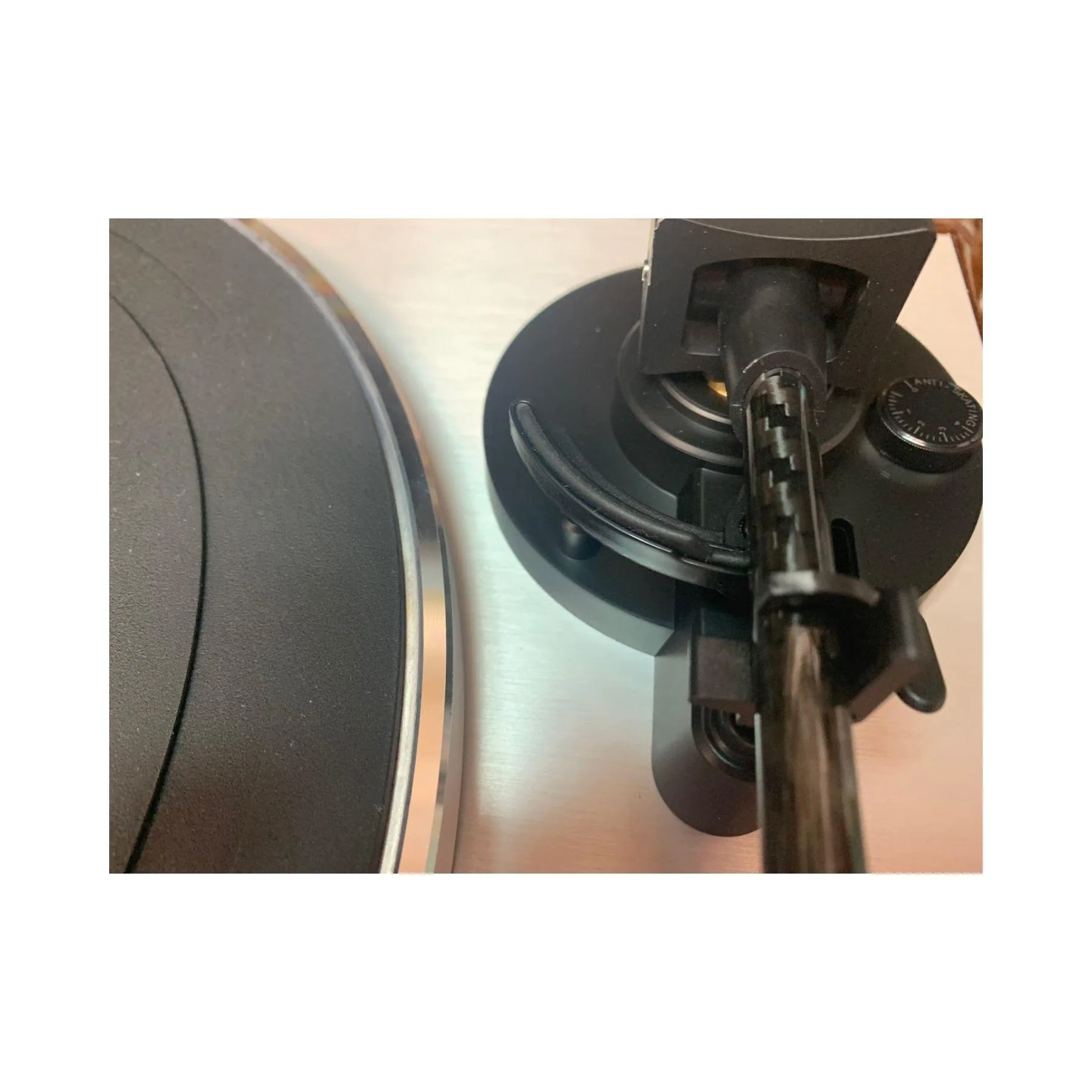 Thorens TD 402 DD Automatic Turntable with Built-In MM Phono Stage - Walnut - Clearance / Open Box - Image 4